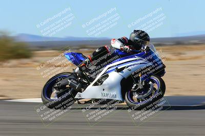 media/Jan-09-2022-SoCal Trackdays (Sun) [[2b1fec8404]]/Turn 8 (1045am)/